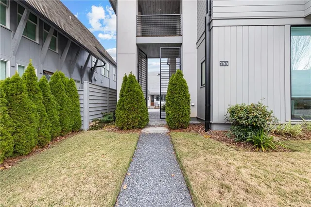 $3,500 | 255 High Street, Fayetteville, GA 30214