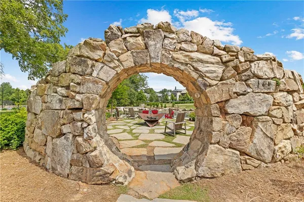 $3,300 | 255 High Street, Fayetteville, GA 30214