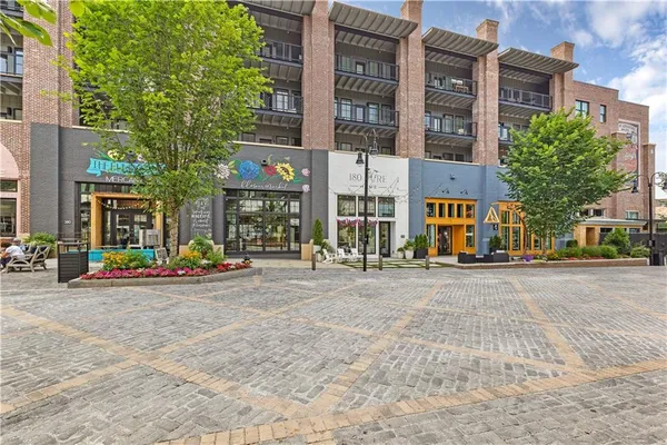 $3,300 | 255 High Street, Fayetteville, GA 30214