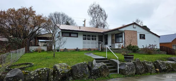 $299,900 | 712 Hill Street, Kamiah, ID 83536