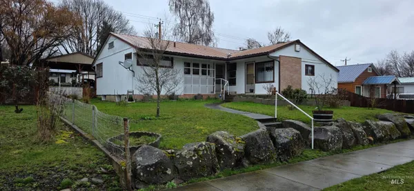 $299,900 | 712 Hill Street, Kamiah, ID 83536