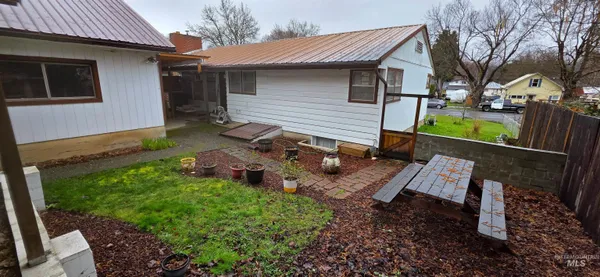 $299,900 | 712 Hill Street, Kamiah, ID 83536