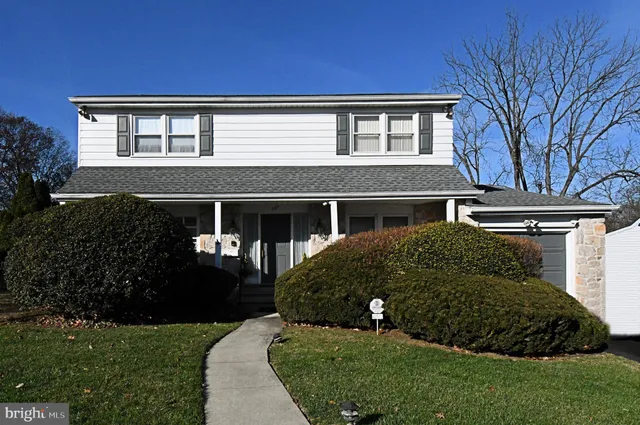 $499,900 | 227 Barclay Circle, Cheltenham, PA 19012