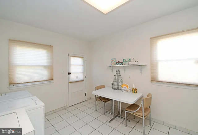 $499,900 | 227 Barclay Circle, Cheltenham, PA 19012