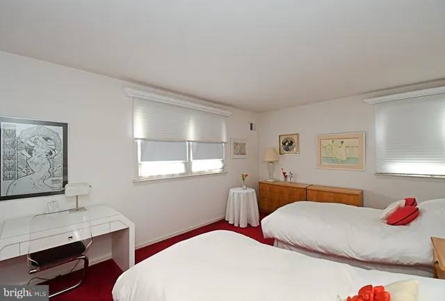 $499,900 | 227 Barclay Circle, Cheltenham, PA 19012