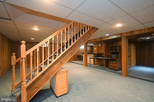 $499,900 | 227 Barclay Circle, Cheltenham, PA 19012