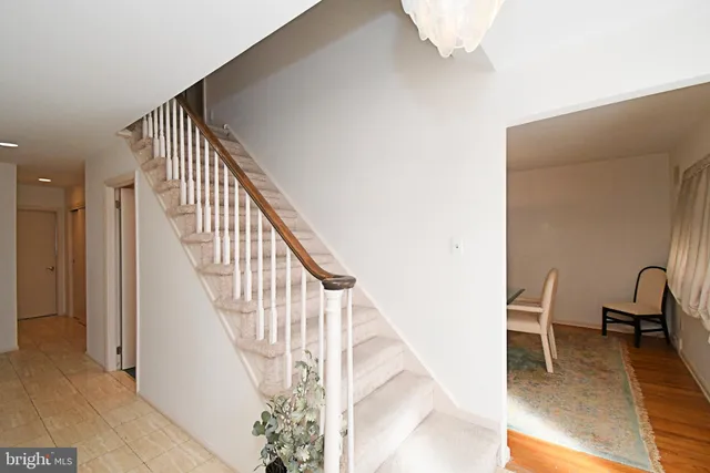 $499,900 | 227 Barclay Circle, Cheltenham, PA 19012