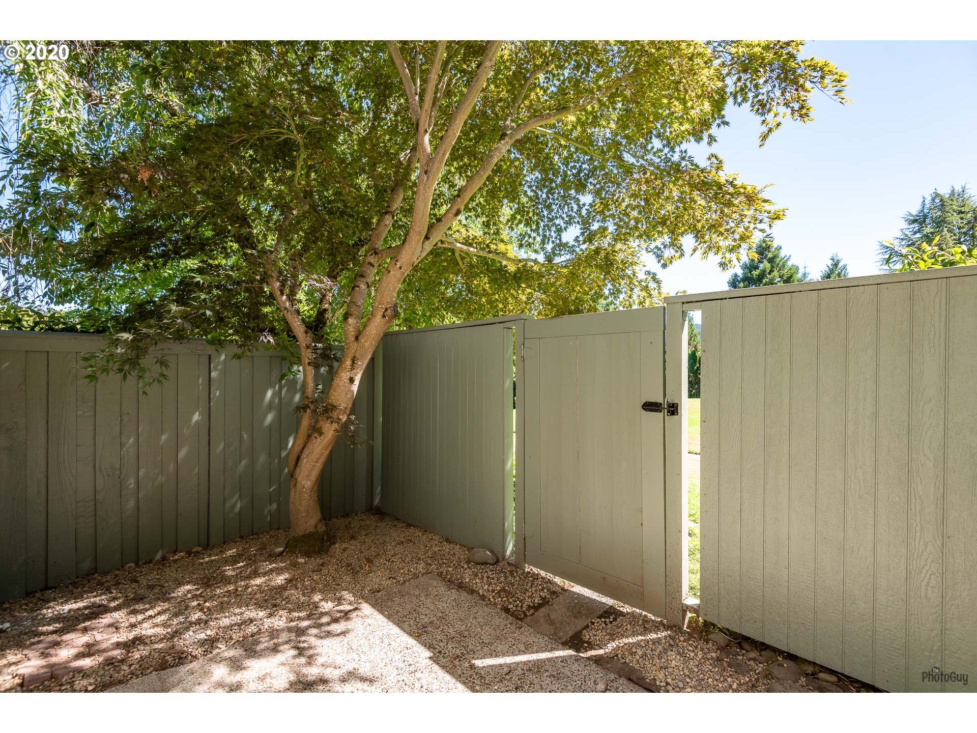 4429 Fox Hollow Road, Unit 2 Eugene, OR 97405 - Photo 24 of 27 Gallery Image 24