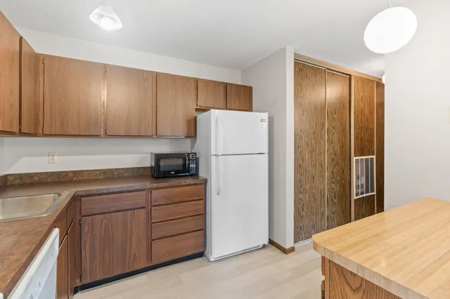 $330,000 | 1164 Xene Lane North, Plymouth, MN 55447