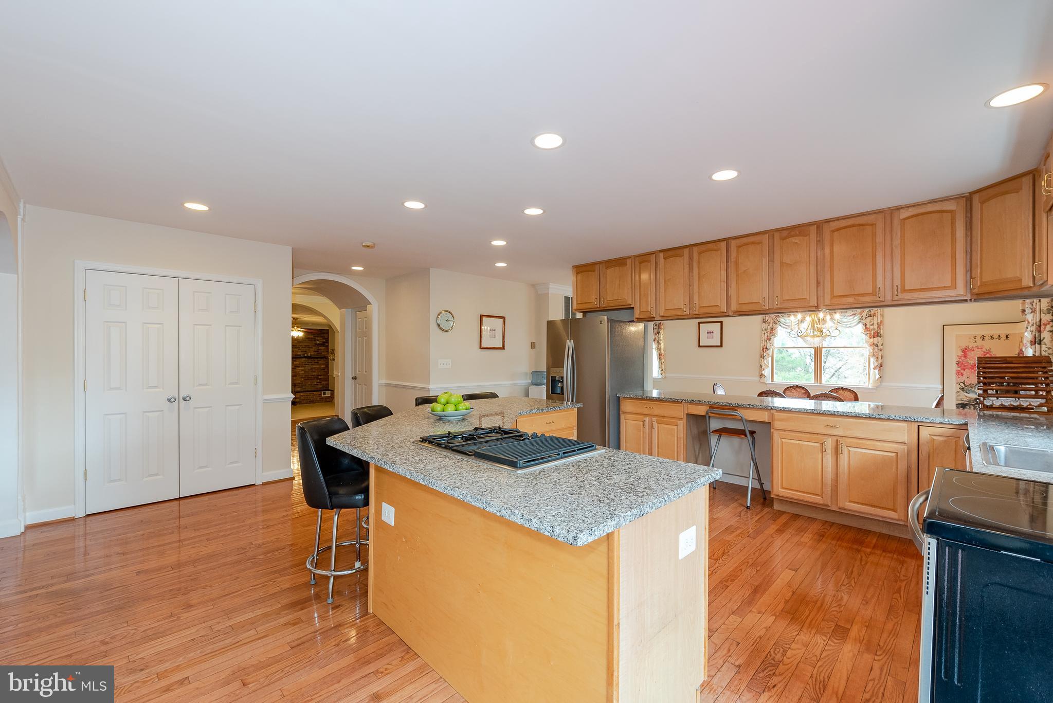 10563 Scaggsville Road Laurel, MD 20723 - Photo 8 of 66 Kitchen