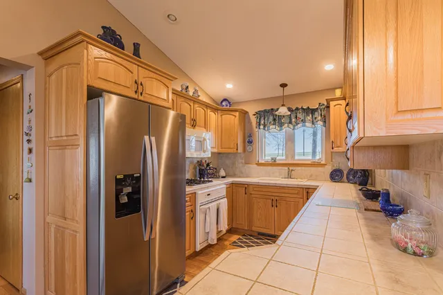 $595,000 | 48987 Tamarac Drive, Pelican Rapids, MN 56572