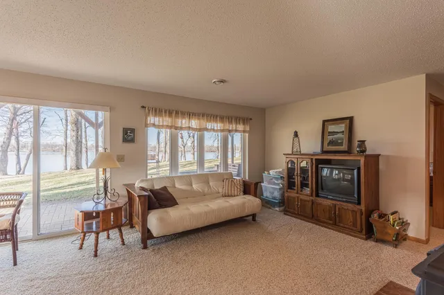 $595,000 | 48987 Tamarac Drive, Pelican Rapids, MN 56572