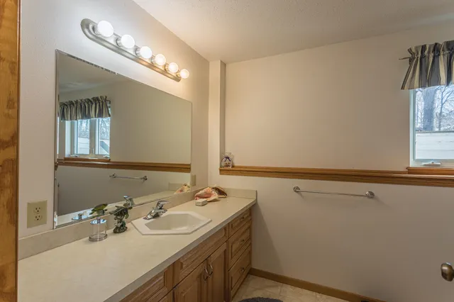 $595,000 | 48987 Tamarac Drive, Pelican Rapids, MN 56572