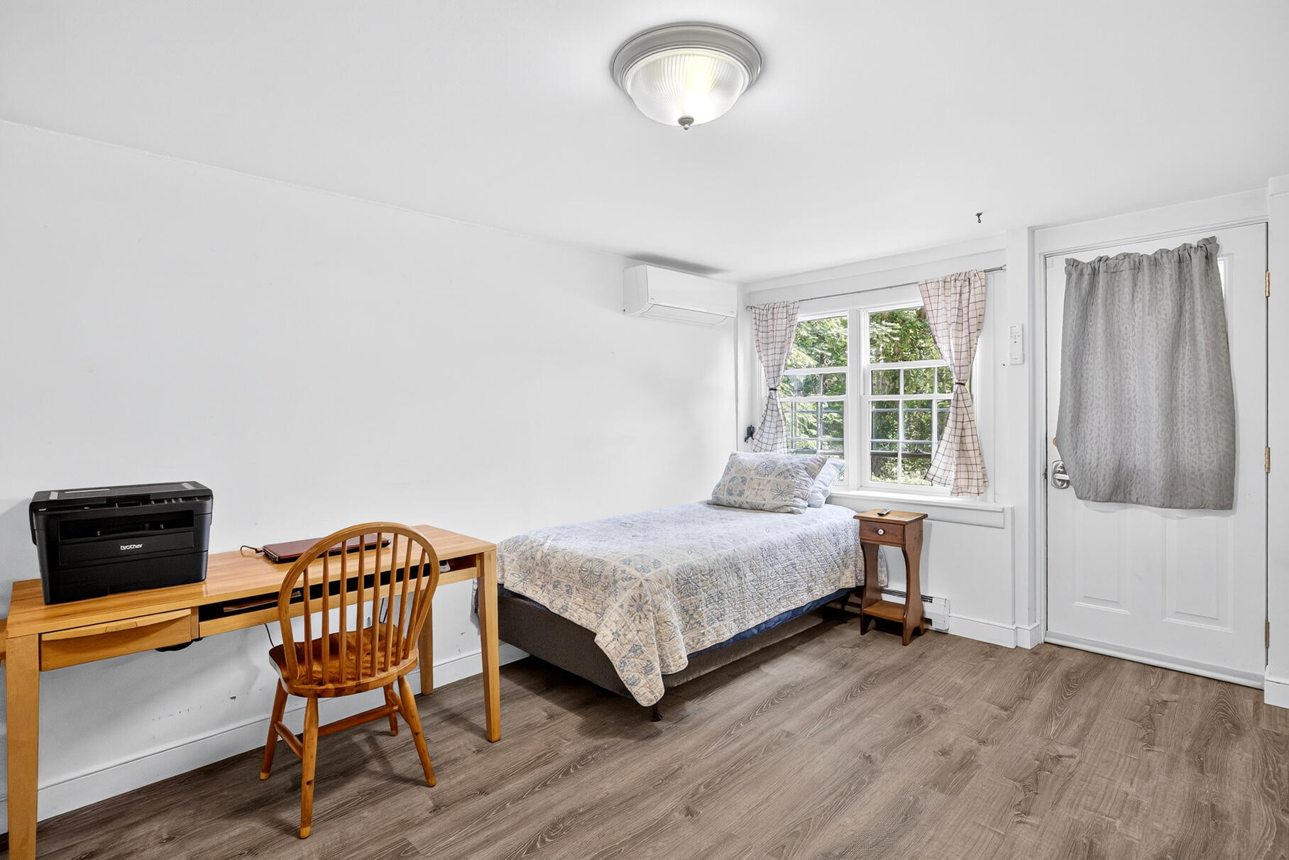 53 Great Oak Road Orleans, MA 02653 - Photo 36 of 53 a bedroom with a bed and a window