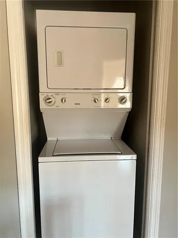 a close up view of washer and dryer