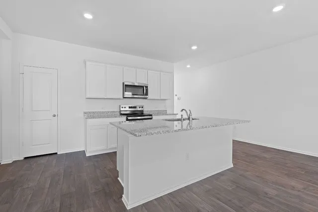 $329,990 | 18500 B Empire Path, Manor, TX 78653