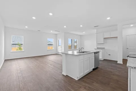 $329,990 | 18500 B Empire Path, Manor, TX 78653