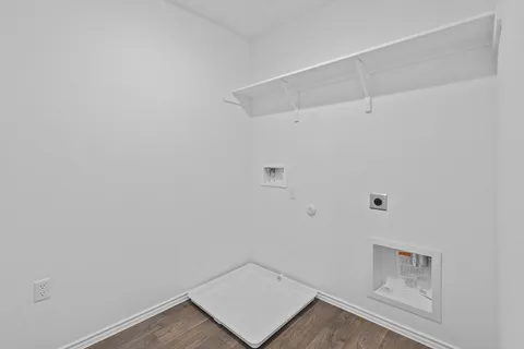 $329,990 | 18500 B Empire Path, Manor, TX 78653