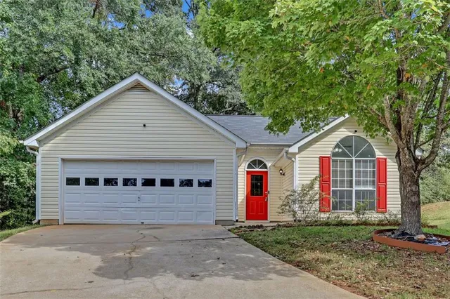 $232,900 | 1315 Sweetwater Court, McDonough, GA 30253