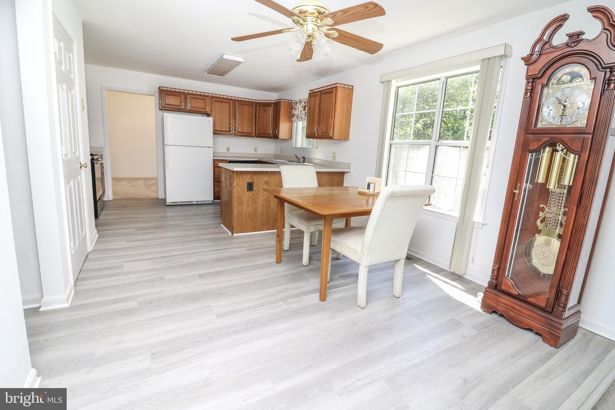 11329 Elk Run Road Catlett, VA 20119 - Photo 7 of 41 kitchen with breakfast area