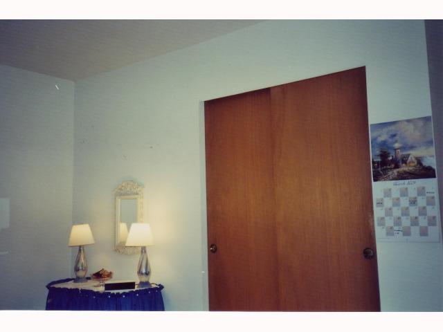 2735 Maywood Road Columbus, OH 43232 - Photo 6 of 10 Gallery Image 6