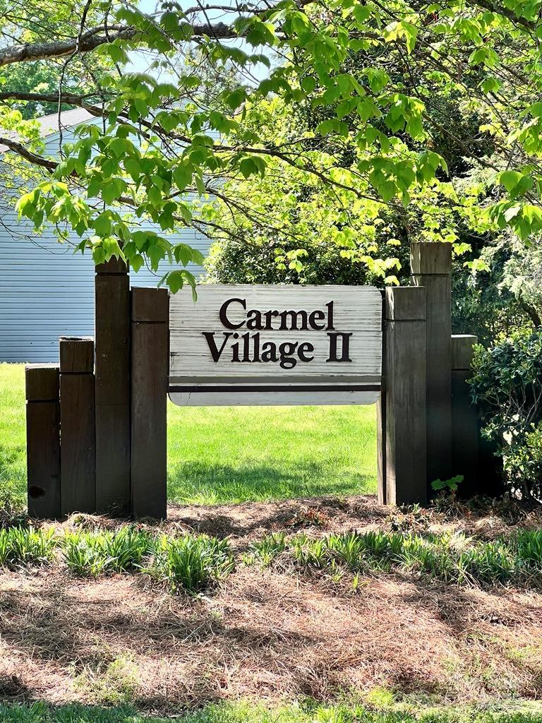 11015 Harrowfield Road Charlotte, NC 28226 - Photo 28 of 28 a sign on the side of a road
