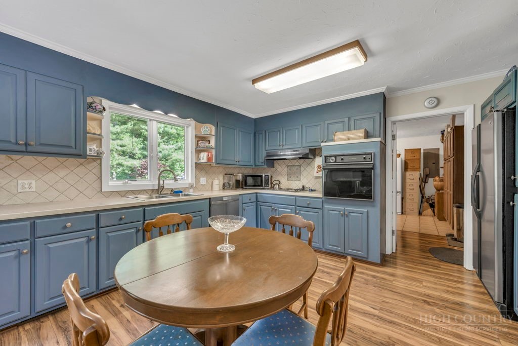 443 Dogwood Road Boone, NC 28607 - Photo 13 of 33