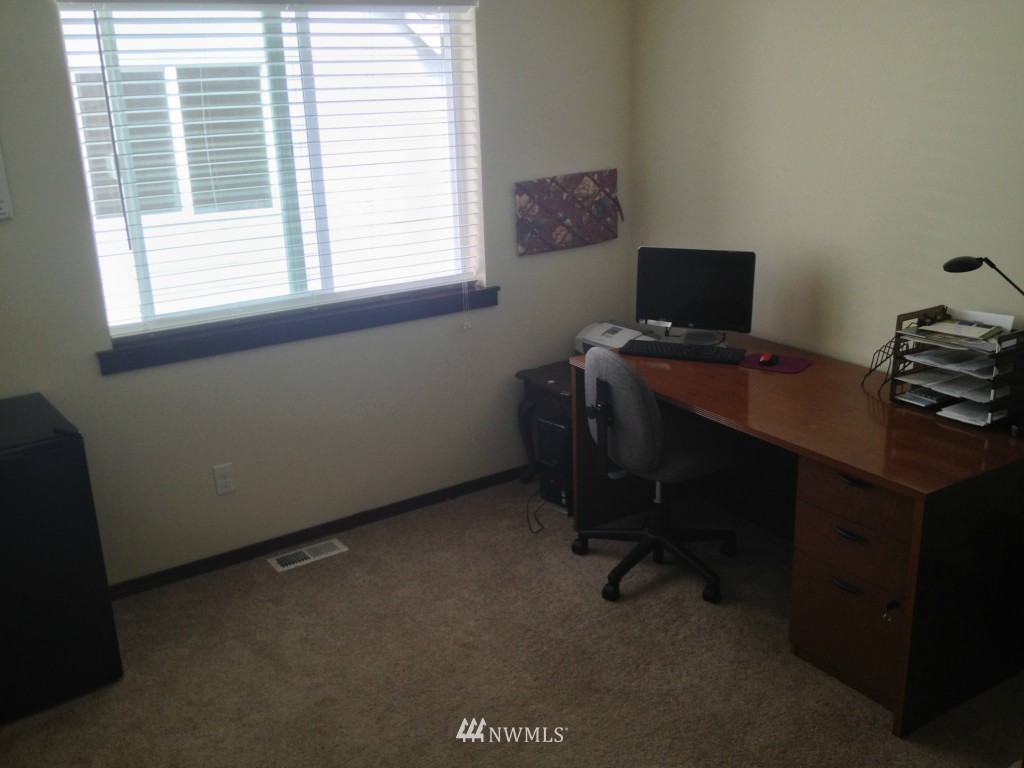 3420 189th Place Southeast Bothell, WA 98012 - Photo 10 of 19