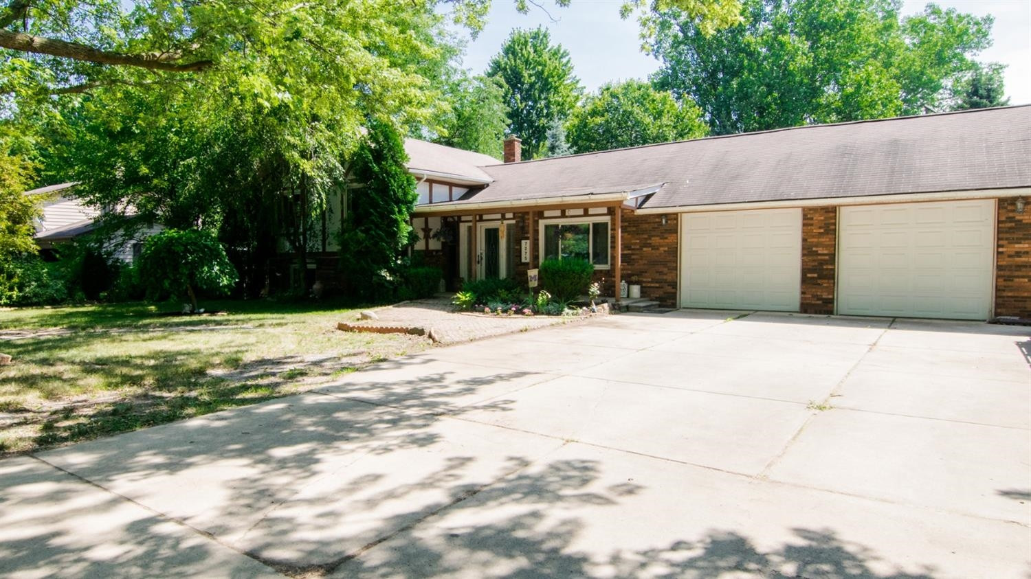 7275 Edwards Road Belleville, MI 48111 - Photo 3 of 10 Photo 3