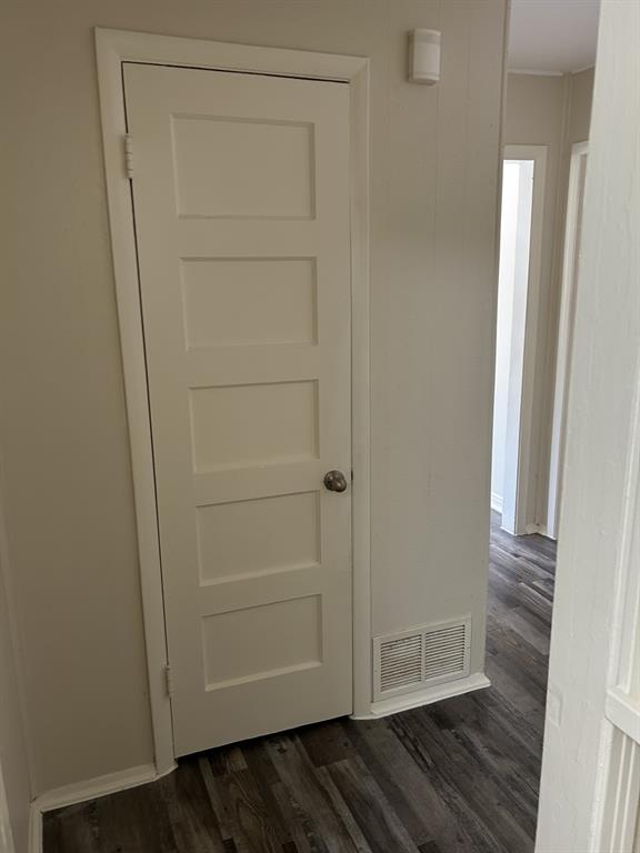 6318 Belgrade Avenue Dallas, TX 75227 - Photo 16 of 23 a view of walk in closet