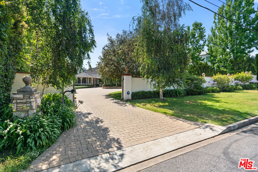 501 North Rockingham Avenue, Los Angeles, CA 90049 | Compass