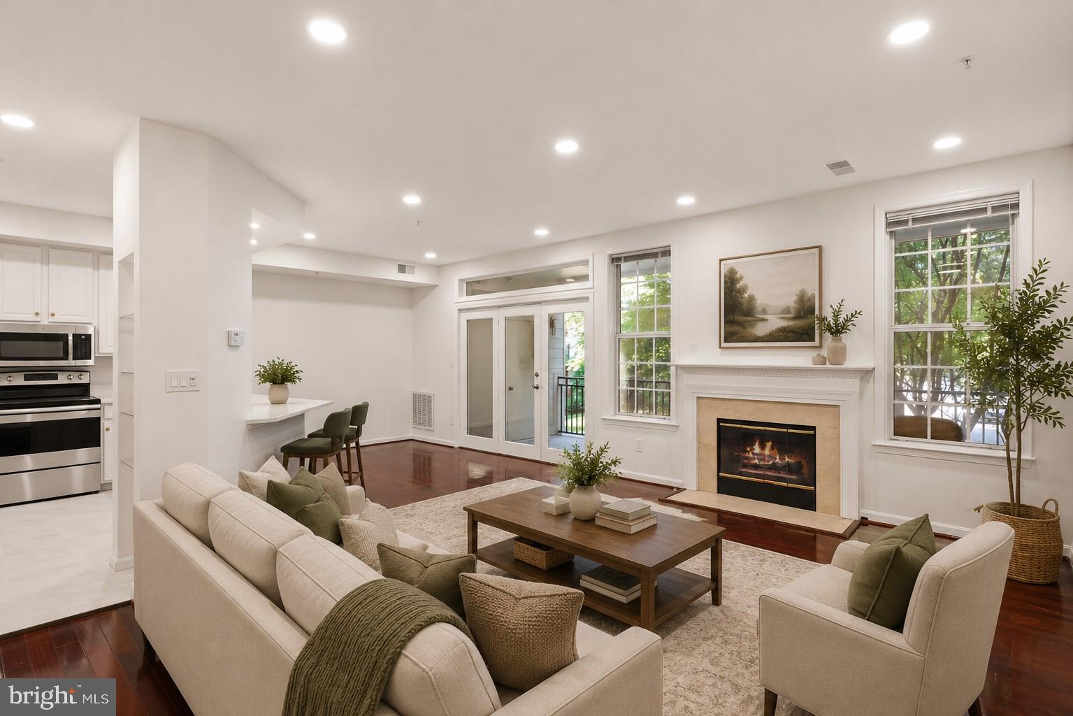 1324 Garden Wall Circle, Unit B Reston, VA 20194 - Photo 3 of 32