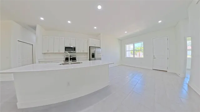 $330,000 | 24395 Northwest Foxglove Lane, Dunnellon, FL 34431