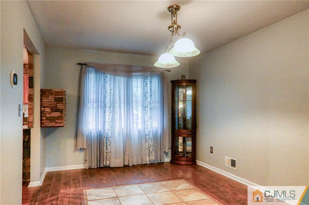 167 Kimberly Road Colonia, NJ 07067 - Photo 9 of 28