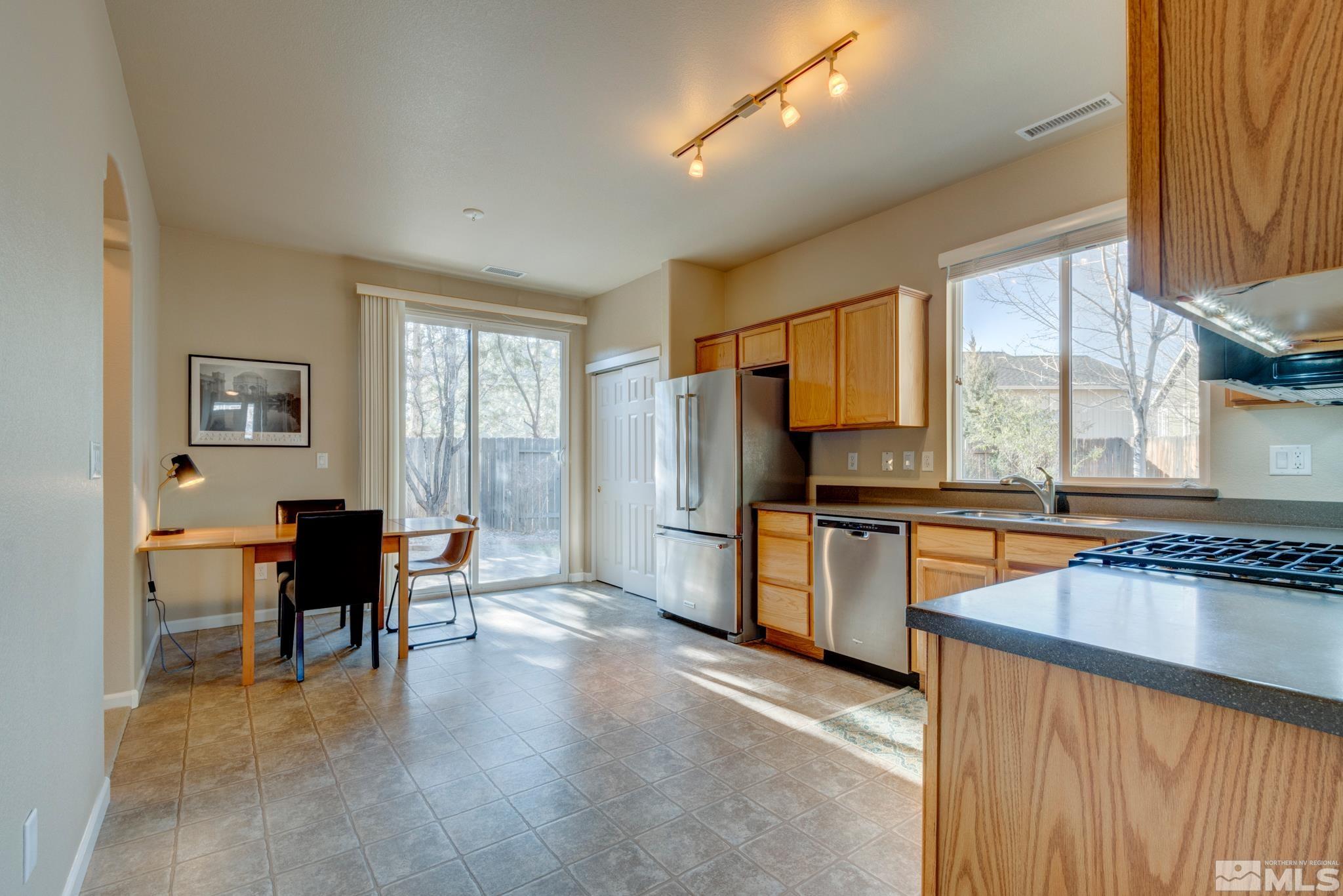6318 Bentley Court Reno, NV 89523 - Photo 6 of 27 Photo 6