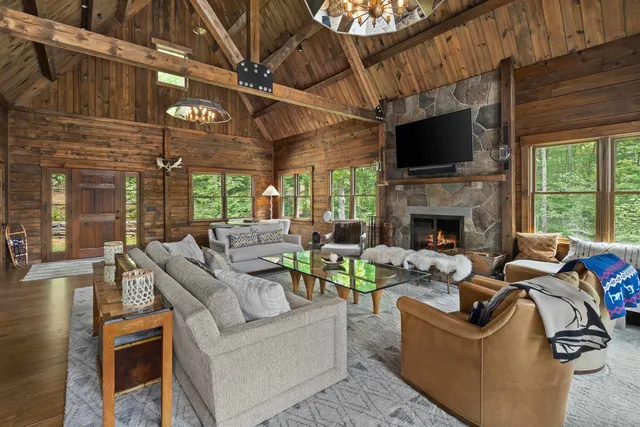 $2,197,000 | 14 Tarheel Trail, Wilmington, VT 05363