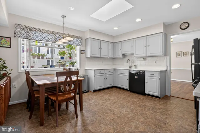 $699,000 | 1860 Yeoman Court, Crofton, MD 21114