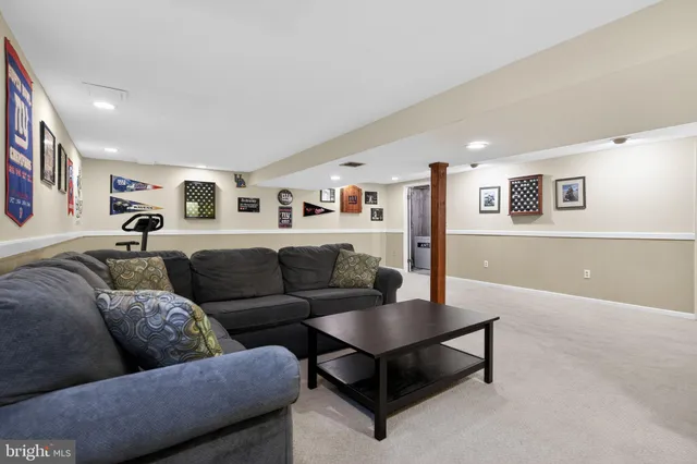 $699,000 | 1860 Yeoman Court, Crofton, MD 21114