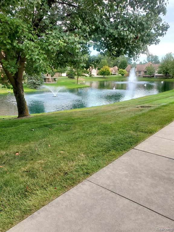 50745 Raintree Circle Chesterfield, MI 48047 - Photo 15 of 17