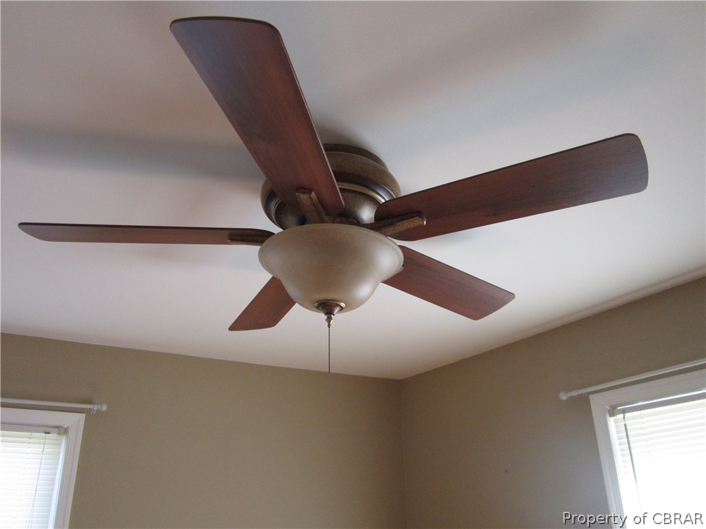 151 Providence Road Deltaville, VA 23043 - Photo 8 of 13 Gallery Image 8