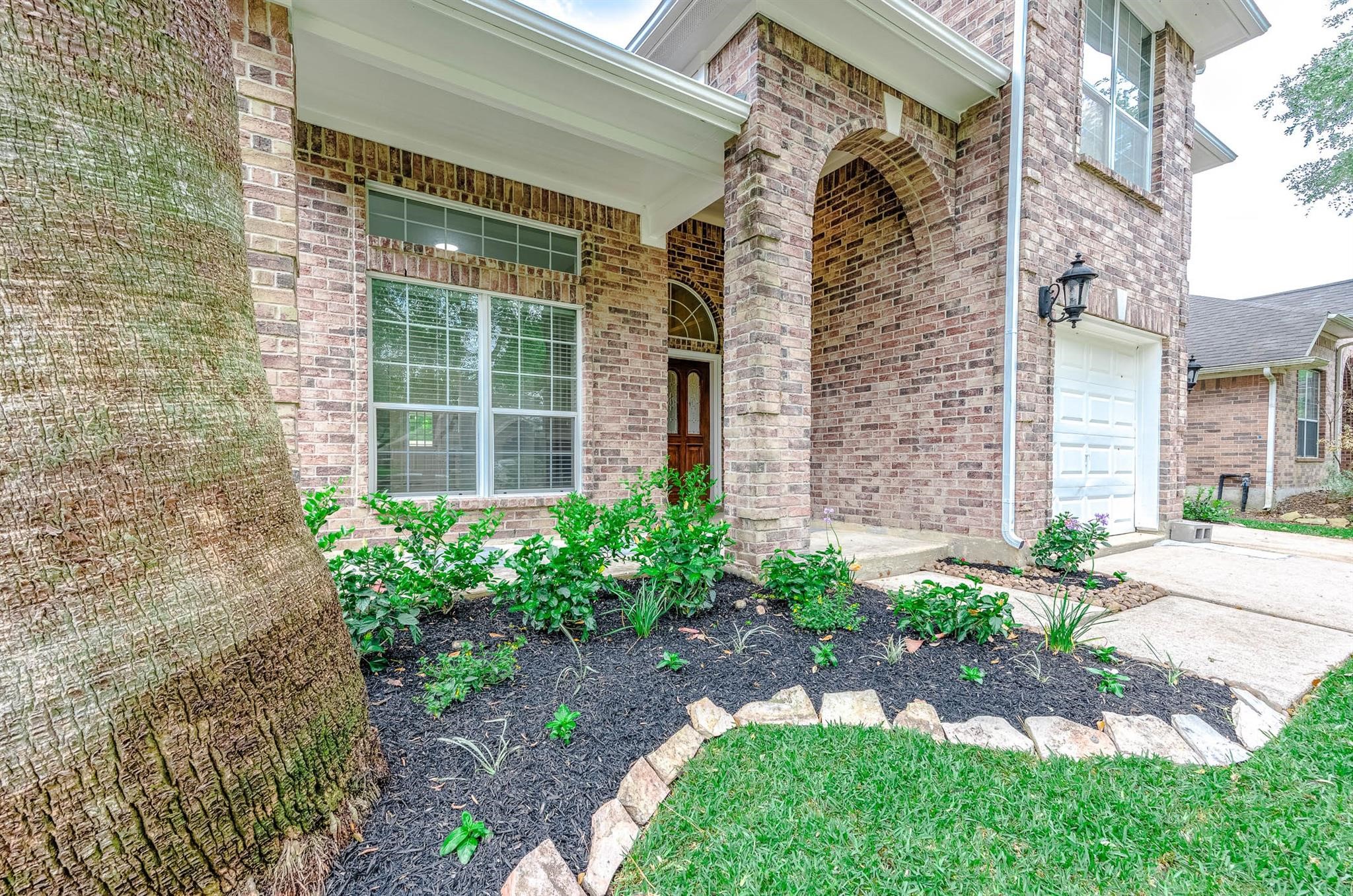 5732 Montclair Hill Lane Rosharon, TX 77583 - Photo 4 of 7