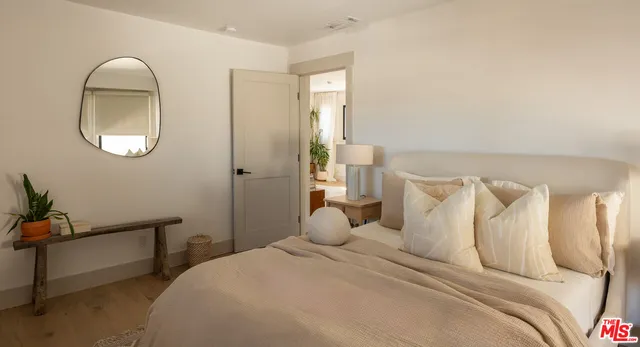 $1,799,000 | 1715 South Kingsley Drive, Los Angeles, CA 90006