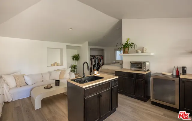 $1,799,000 | 1715 South Kingsley Drive, Los Angeles, CA 90006