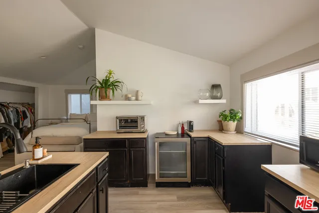 $1,799,000 | 1715 South Kingsley Drive, Los Angeles, CA 90006