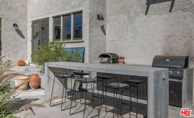 $1,799,000 | 1715 South Kingsley Drive, Los Angeles, CA 90006