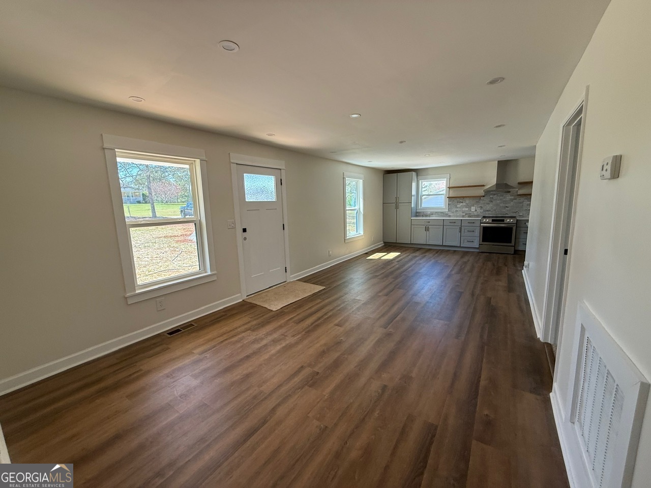 291 Mauldin Road Thomaston, GA 30286 - Photo 2 of 31