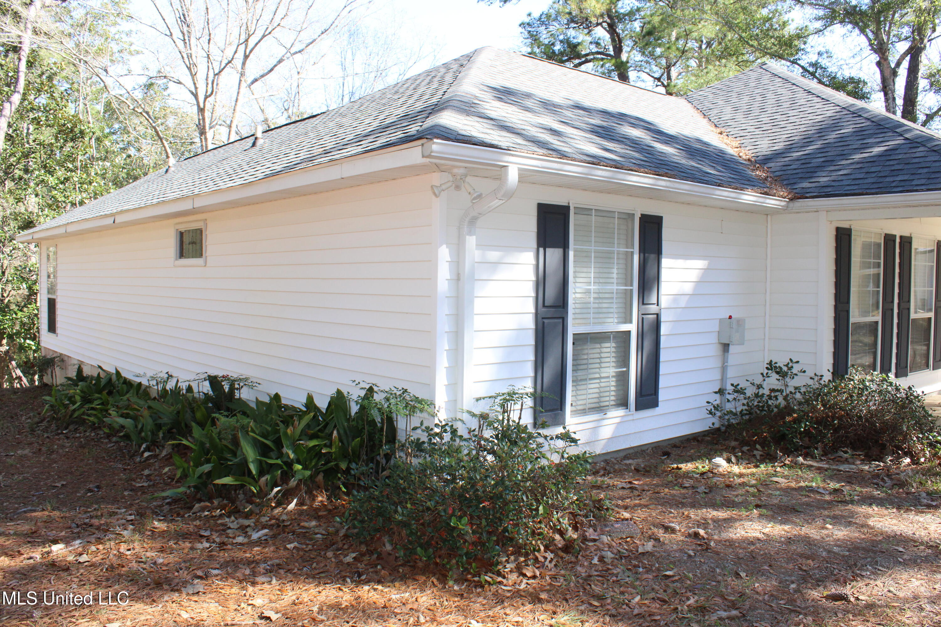 9300 Ridgeview Drive Ocean Springs, MS 39564 - Photo 13 of 54 IMG_6848