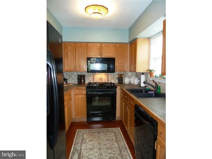 5419 Rinker Circle, Unit 258 Doylestown, PA 18902 - Photo 11 of 22 Kitchen