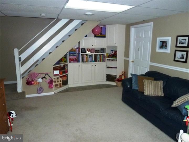 5419 Rinker Circle, Unit 258 Doylestown, PA 18902 - Photo 14 of 22 Family Room