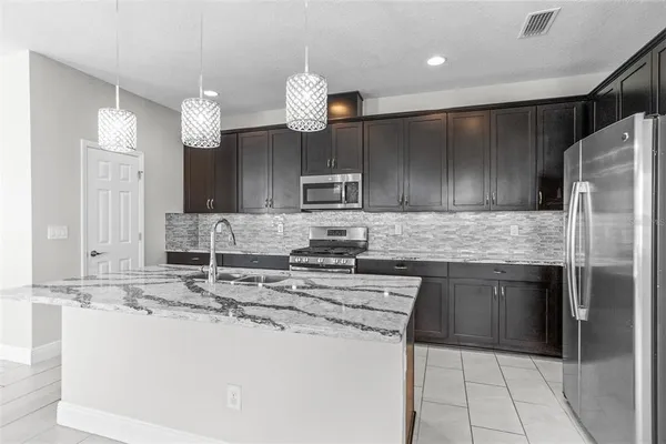 $429,999 | 6906 Paradiso Drive, Apollo Beach, FL 33572